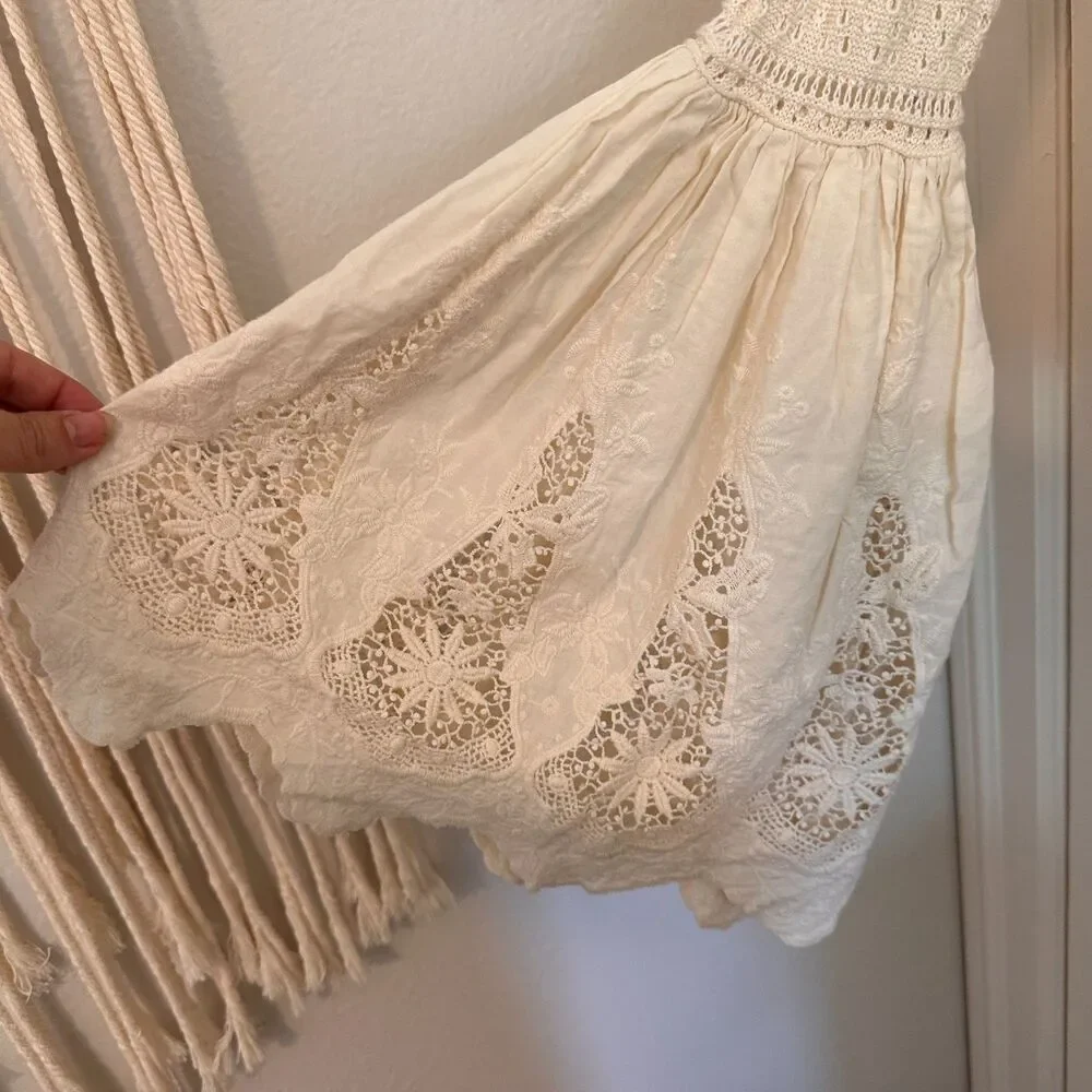 Free People Retro Love Crochet Lace Bell Sleeve Top Cream XS OB617651